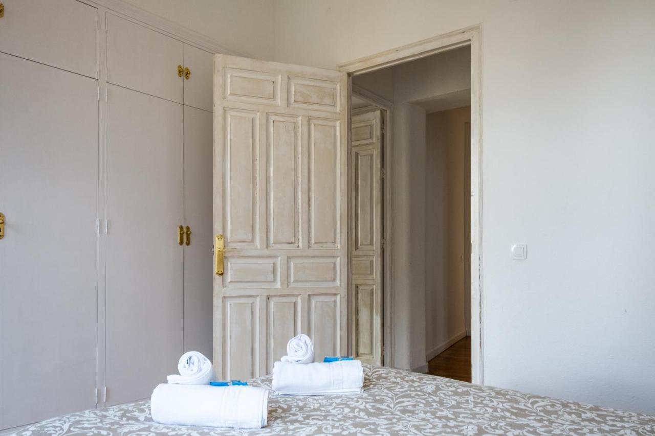 Vista Catedral Apartment Seville Luaran gambar