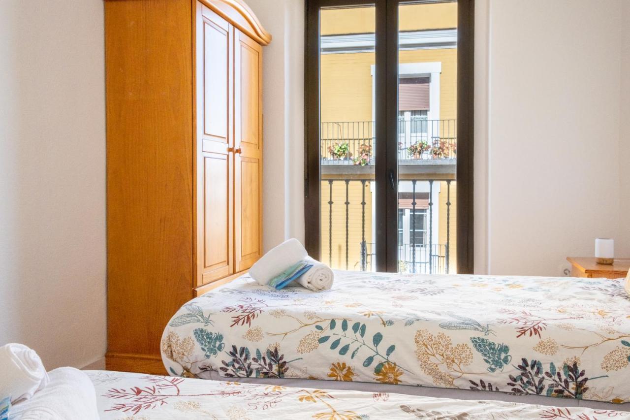 Vista Catedral Apartment Seville Luaran gambar